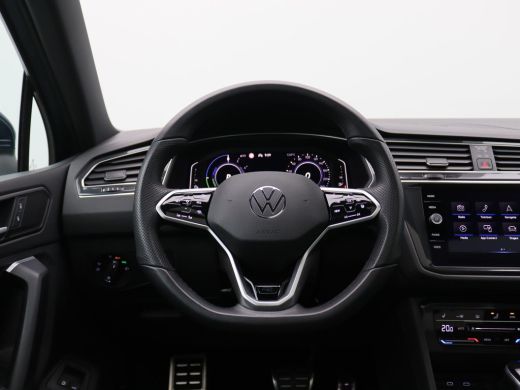 Volkswagen Tiguan 1.4 TSI eHybrid R-Line Business+ 245PK DSG Pano-Schuifdak, 91% SOH, Elektr. Achterklep, Keyless, ... ActivLease financial lease