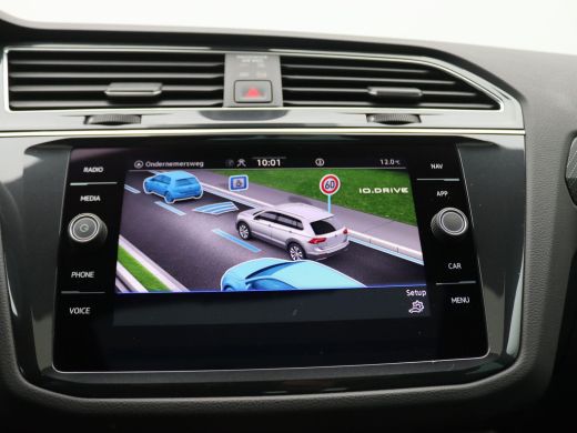 Volkswagen Tiguan 1.4 TSI eHybrid R-Line Business+ 245PK DSG Pano-Schuifdak, 91% SOH, Elektr. Achterklep, Keyless, ... ActivLease financial lease