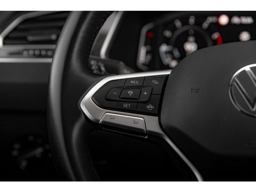 Volkswagen Tiguan 1.5 TSI Elegance Panorama Dak | Keyless | Adaptive Cruise | Trekhaak | ActivLease financial lease