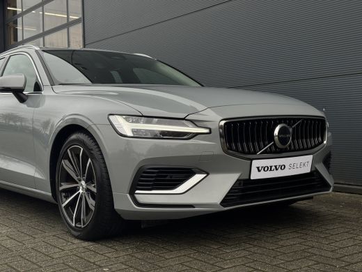 Volvo  V60 2.0 T6 Plug-in hybrid AWD Essential Bright | Pilot Assist | Camera | Trekhaak | BLIS | ActivLease financial lease
