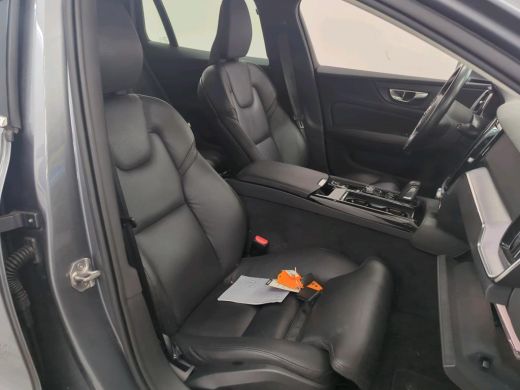 Volvo  V60 2.0 T6 Recharge AWD Business Pro NL-AUTO | LEDER | CAMERA ActivLease financial lease