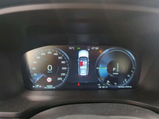 Volvo  V60 2.0 T6 Recharge AWD Business Pro NL-AUTO | LEDER | CAMERA ActivLease financial lease