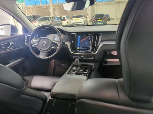 Volvo  V60 2.0 T6 Recharge AWD Business Pro NL-AUTO | LEDER | CAMERA ActivLease financial lease