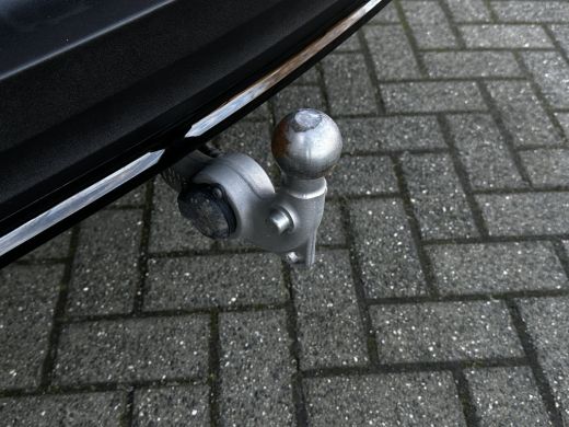 Volvo  XC40 2.0 B4 Plus Dark | Harman/Kardon | Trekhaak | Camera | BLIS | ActivLease financial lease