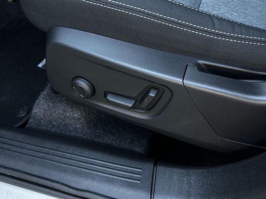 Volvo  XC40 2.0 B4 Plus Dark | Harman/Kardon | Trekhaak | Camera | BLIS | ActivLease financial lease