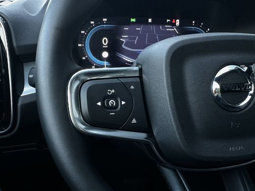 Volvo  XC40 2.0 B4 Plus Dark | Harman/Kardon | Trekhaak | Camera | BLIS | ActivLease financial lease