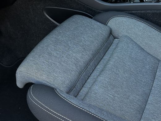 Volvo  XC40 2.0 B4 Plus Dark | Harman/Kardon | Trekhaak | Camera | BLIS | ActivLease financial lease