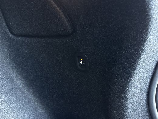 Volvo  XC40 2.0 B4 Plus Dark | Harman/Kardon | Trekhaak | Camera | BLIS | ActivLease financial lease