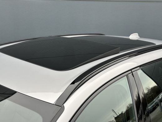 Volvo  XC60 2.0 T6 Plug-in hybrid AWD Plus Dark | Panoramadak | 360 Camera | Trekhaak | BLIS | Stuurverwarmin... ActivLease financial lease