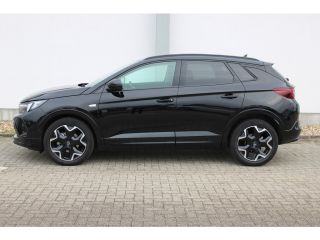 Opel Grandland 1.2 Turbo / Navigatie / 360 Camera / Keyless / Stuur -en Stoelverwarmd / Matrix LED / Elektr. Kof...