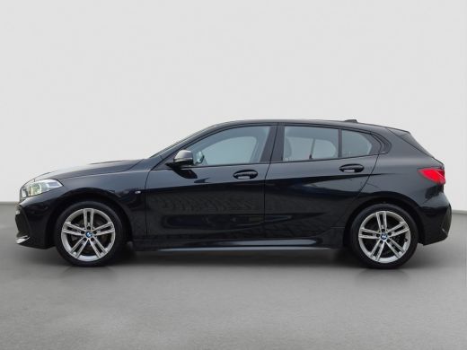 BMW 1 Serie 118i Business Edition M-Pakket | NL auto | Grootlicht assistent | Full LED | Carplay/android auto | ActivLease financial lease