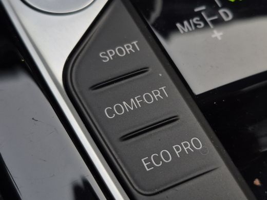 BMW 1 Serie 118i Business Edition M-Pakket | NL auto | Grootlicht assistent | Full LED | Carplay/android auto | ActivLease financial lease