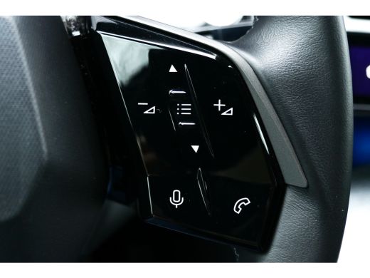 Peugeot 3008 1.2 HYBRID 136PK ALLURE AUTOMAAT / NAVI / CLIMA / PDC / 19"LMV / CAMERA / TREKHAAK / KEYLESS / FU... ActivLease financial lease