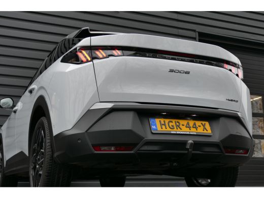 Peugeot 3008 1.2 HYBRID 136PK ALLURE AUTOMAAT / NAVI / CLIMA / PDC / 19"LMV / CAMERA / TREKHAAK / KEYLESS / FU... ActivLease financial lease