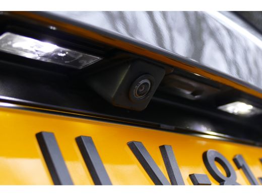 Peugeot 3008 1.2 PURETECH 130PK GT BLACK PACK AUTOMAAT / NAVI / CLIMA / PDC / 19"LMV / CAMERA / BLACK PACK / K... ActivLease financial lease