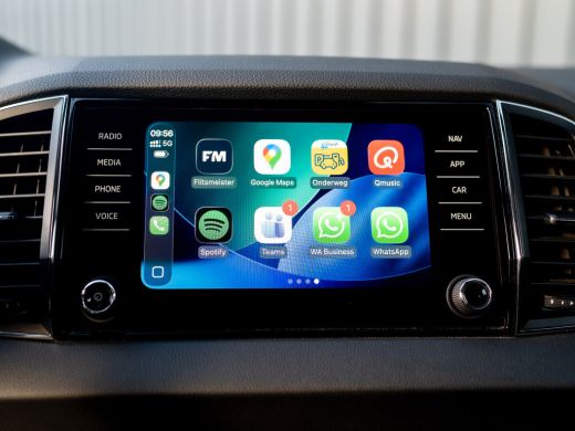 Skoda Karoq 1.5 TSI ACT Business Edition Plus | Elk. A-klep | Camera | Adapt. Cr. | Prijs Rijklaar!! ActivLease financial lease