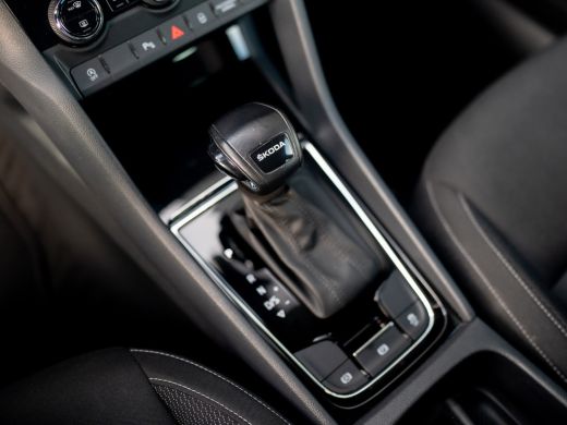 Skoda Karoq 1.5 TSI ACT Business Edition Plus | Elk. A-klep | Camera | Adapt. Cr. | Prijs Rijklaar!! ActivLease financial lease