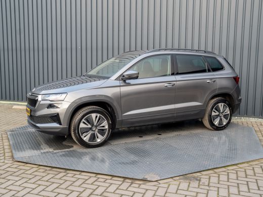 Skoda Karoq 1.5 TSI ACT Business Edition Plus | Elk. A-klep | Camera | Adapt. Cr. | Prijs Rijklaar!! ActivLease financial lease