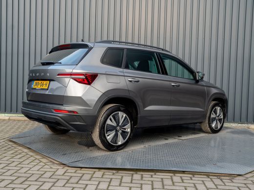 Skoda Karoq 1.5 TSI ACT Business Edition Plus | Elk. A-klep | Camera | Adapt. Cr. | Prijs Rijklaar!! ActivLease financial lease