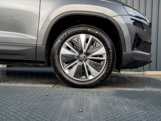 Skoda Karoq 1.5 TSI ACT Business Edition Plus | Elk. A-klep | Camera | Adapt. Cr. | Prijs Rijklaar!! ActivLease financial lease