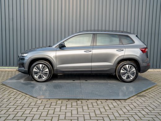 Skoda Karoq 1.5 TSI ACT Business Edition Plus | Elk. A-klep | Camera | Adapt. Cr. | Prijs Rijklaar!! ActivLease financial lease