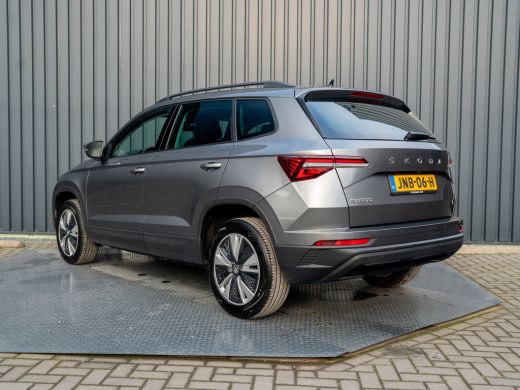 Skoda Karoq 1.5 TSI ACT Business Edition Plus | Elk. A-klep | Camera | Adapt. Cr. | Prijs Rijklaar!! ActivLease financial lease