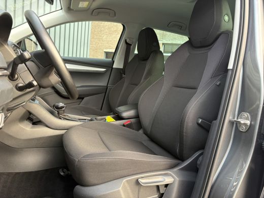 Skoda Karoq 1.5 TSI ACT Business Edition Plus | Elk. A-klep | Camera | Adapt. Cr. | Prijs Rijklaar!! ActivLease financial lease