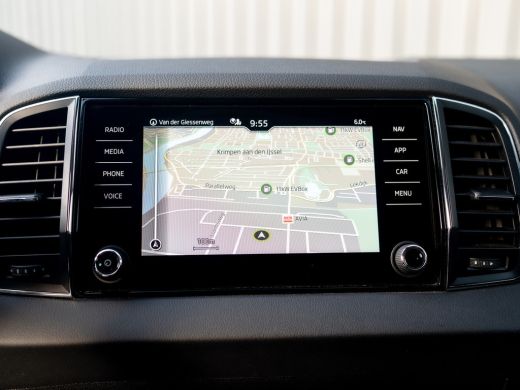 Skoda Karoq 1.5 TSI ACT Business Edition Plus | Elk. A-klep | Camera | Adapt. Cr. | Prijs Rijklaar!! ActivLease financial lease