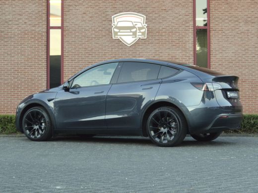 Tesla Model Y Long Range AWD | Trekhaak | Winterbandenset ActivLease financial lease