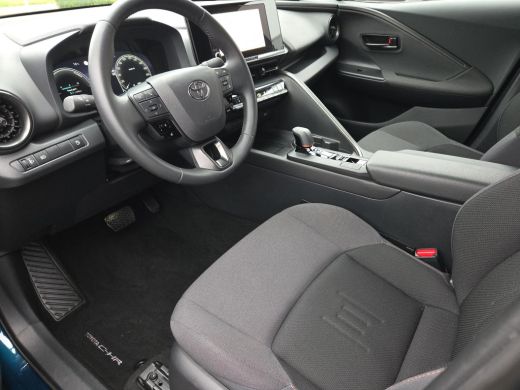 Toyota C-HR 1.8 Hybrid 140 Dynamic | Apple CarPlay | Navigatie | Parkeersensoren | Rijklaarprijs incl. garant... ActivLease financial lease