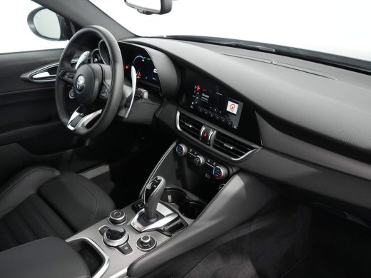 Alfa Romeo Giulia 2.0 T GME AWD Veloce | 10-voudig electrisch verstelbare bestuurdersstoel met geheugenfunctie | Ac... ActivLease financial lease