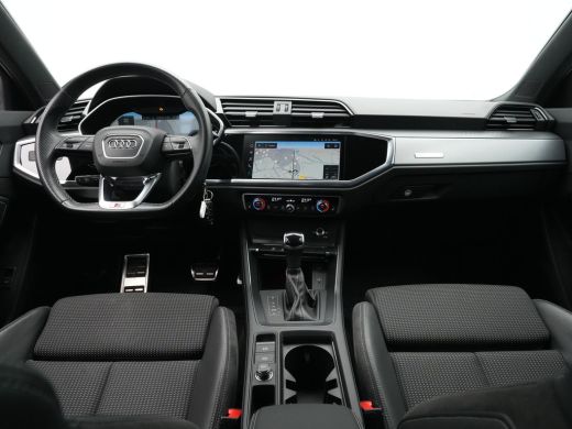 Audi Q3 35 TFSI 150pk S-Tronic S Line edition Navigatie Stoelverwarming Acc Pdc Carplay Lane/Frontassist 87 ActivLease financial lease