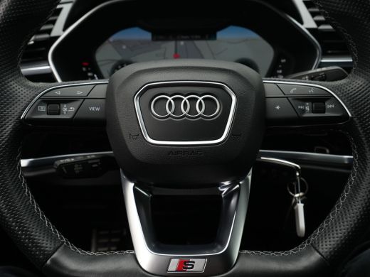 Audi Q3 35 TFSI 150pk S-Tronic S Line edition Navigatie Stoelverwarming Acc Pdc Carplay Lane/Frontassist 87 ActivLease financial lease