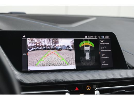 BMW 1 Serie 118i High Executive M Sport Automaat / Panoramadak / Sportstoelen / Achteruitrijcamera / Adaptiev... ActivLease financial lease