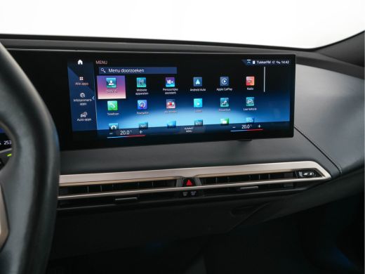 BMW iX xDrive40 High Executive 77 kWh ( 3-Fase ) {SOH-100%} (INCL-BTW) Aut. *PANO | HEAD-UP | HARMAN/KAR... ActivLease financial lease