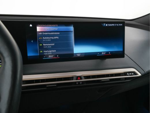 BMW iX xDrive40 High Executive 77 kWh ( 3-Fase ) {SOH-100%} (INCL-BTW) Aut. *PANO | HEAD-UP | HARMAN/KAR... ActivLease financial lease