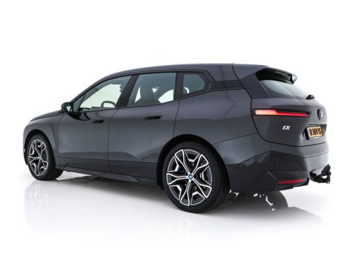 BMW iX xDrive40 High Executive 77 kWh ( 3-Fase ) {SOH-100%} (INCL-BTW) Aut. *PANO | HEAD-UP | HARMAN/KAR... ActivLease financial lease