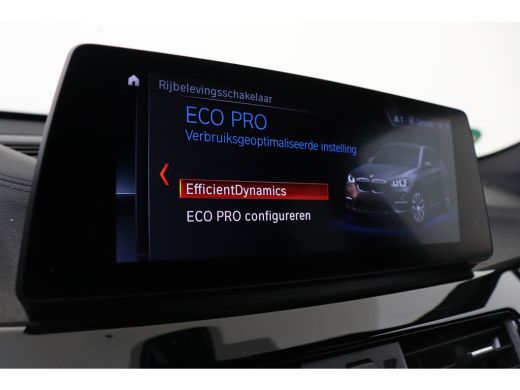 BMW X1 sDrive18i M Sport Automaat / Sportstoelen / M Sportonderstel / Achteruitrijcamera / LED / Head-Up... ActivLease financial lease