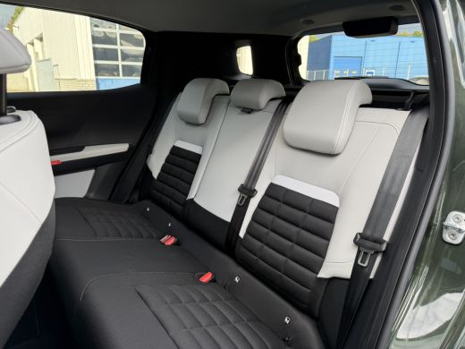 Citroën C3 Aircross Max | Boordlader 11kW - 3 fasen | Dagrijverlichting | Draadloze telefoonlader ActivLease financial lease