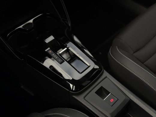 Citroën C3 Aircross Max | Boordlader 11kW - 3 fasen | Dagrijverlichting | Draadloze telefoonlader ActivLease financial lease