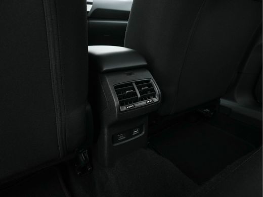 Citroën &euml;-C4 X Feel 50 kWh (3-Fase ) (SOH-100%) (INCL-BTW) Aut.* HEAT-PUMP | CARPLAY | DIGI-COCKPIT | CRUISE | C... ActivLease financial lease