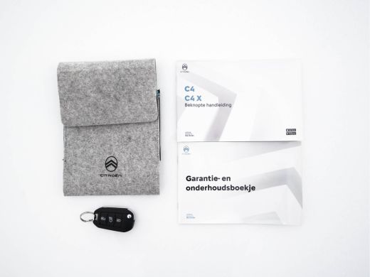 Citroën &euml;-C4 X Feel 50 kWh (3-Fase ) (SOH-100%) (INCL-BTW) Aut.* HEAT-PUMP | CARPLAY | DIGI-COCKPIT | CRUISE | C... ActivLease financial lease