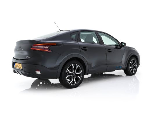 Citroën &euml;-C4 X Feel 50 kWh (3-Fase ) (SOH-100%) (INCL-BTW) Aut.* HEAT-PUMP | CARPLAY | DIGI-COCKPIT | CRUISE | C... ActivLease financial lease