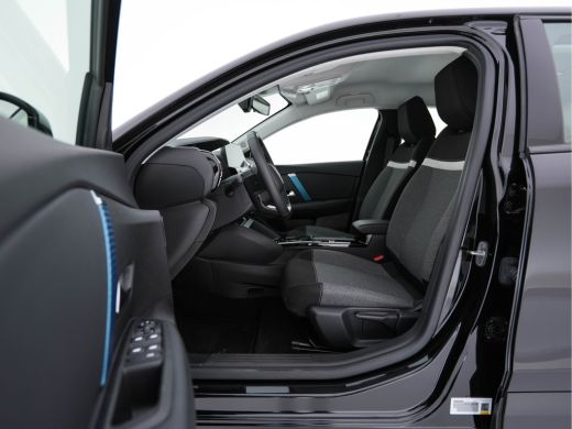 Citroën &euml;-C4 X Feel 50 kWh (3-Fase ) (SOH-100%) (INCL-BTW) Aut.* HEAT-PUMP | CARPLAY | DIGI-COCKPIT | CRUISE | C... ActivLease financial lease