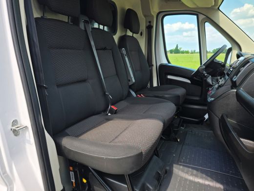 Citroën Jumper 33 2.2 BlueHDi 165 L3 H2 - 165 Pk - Euro 6 - Navi - ParkeerCamera - Airco - Cruise Control ActivLease financial lease