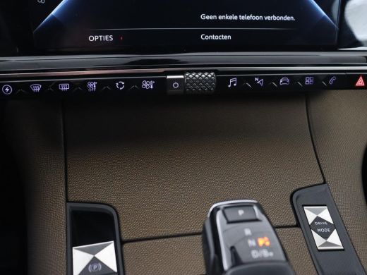 DS DS 7 E-Tense Be Chic | Camera | Bi-Xenon | Carplay | Navigatie | 19'' | Digital Cockpit | Climate cont... ActivLease financial lease