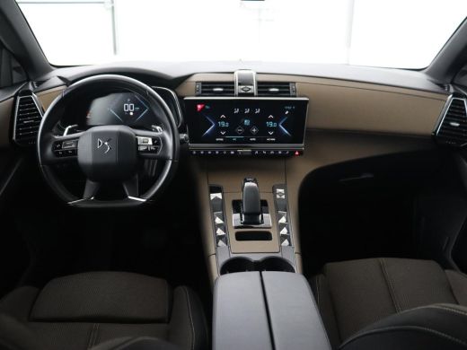DS DS 7 E-Tense Be Chic | Camera | Bi-Xenon | Carplay | Navigatie | 19'' | Digital Cockpit | Climate cont... ActivLease financial lease