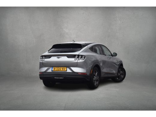 Ford Mustang Mach-E Mach-E RWD 75 kWh | Leer | Stuur- en Stoelverw. | Apple CarPlay ActivLease financial lease