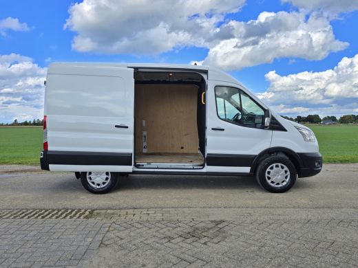 Ford Transit 350 2.0 TDCI L2 H2 - 130 Pk - Euro 6 - Airco - Cruise Control ActivLease financial lease