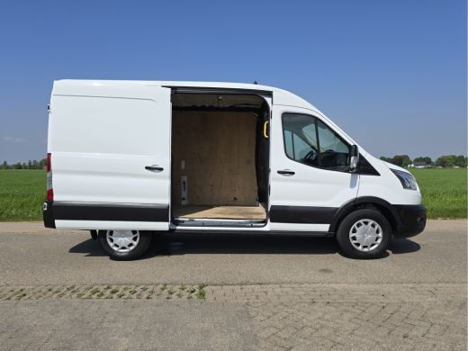 Ford Transit 350 2.0 TDCI L2 H2 - 130 Pk - Euro 6 - Airco - Cruise Control ActivLease financial lease